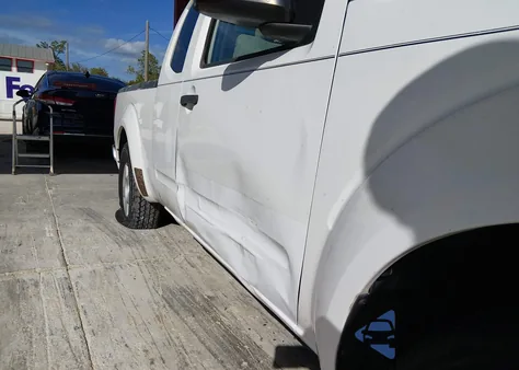 2005 Nissan Frontier Se из США, поврежденный, VIN 1N6AD06U35C437626